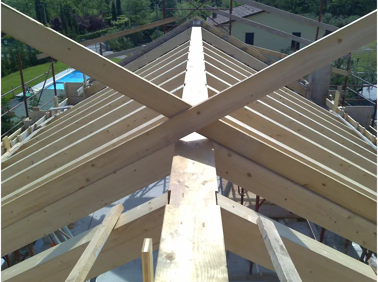 Tetto ventilato in legno