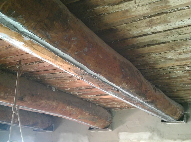 Sezione trave in abete massello
