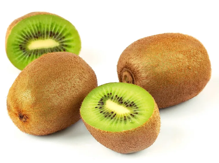 I frutti della pianta di kiwi