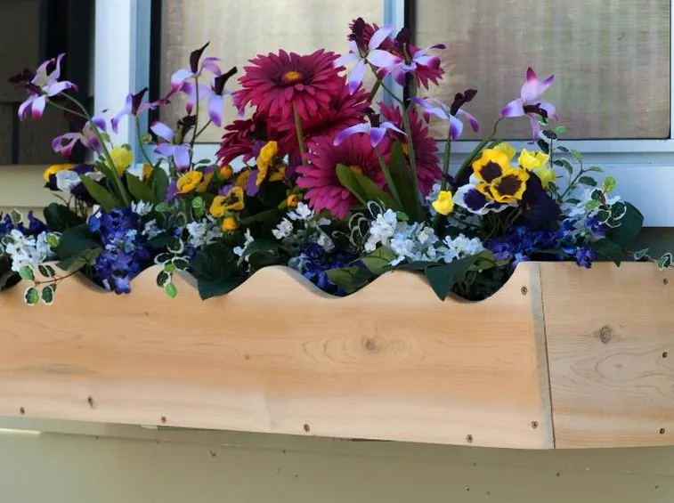 Fioriere in legno naturale