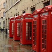 Le cabine telefoniche di Londra sono parte integrante dell'arredo urbano