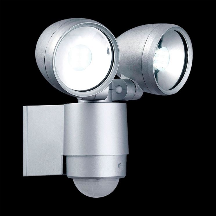 Migliori faretti led da esterno lampade e lampadine faretti led ... Fari esterni a led