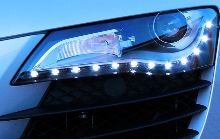 Lampadine a led per auto tradizionali