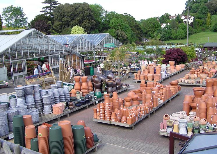 Un comune negozio per il giardinaggio e l'agricoltura