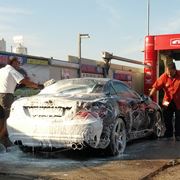 Lavaggio dell'auto: la prima operazione da compiere