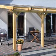 Una elegante veranda in legno