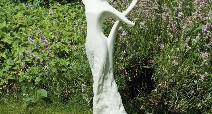 Statua per giardino in stile contemporaneo