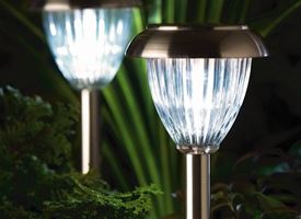 Progettare un giardino illuminato