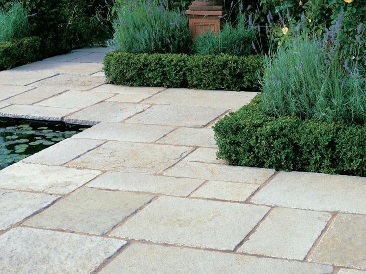 Utilizzo dei blocchi di tufo materiali per giardini utilizzo ... Lampade a muro in tufo