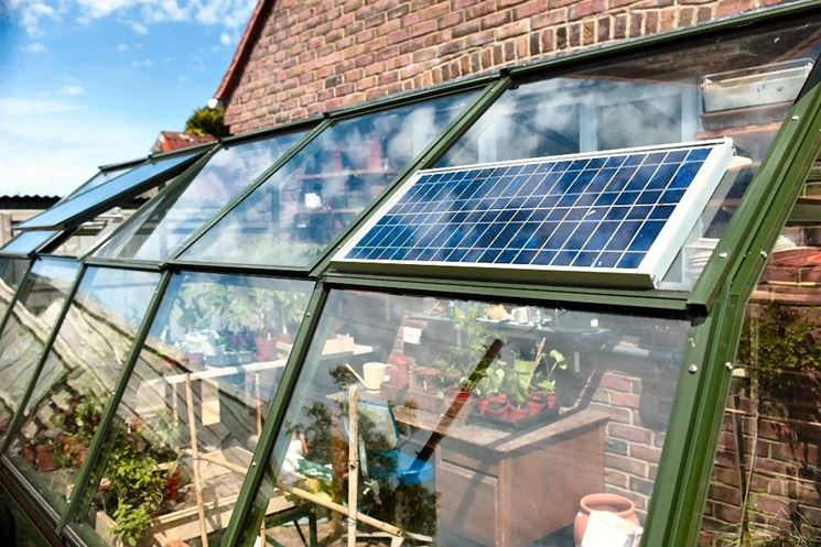 Prezzo delle serre da balcone serre da giardino come scegliere ... Fotovoltaico da balcone