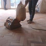 levigare il parquet 