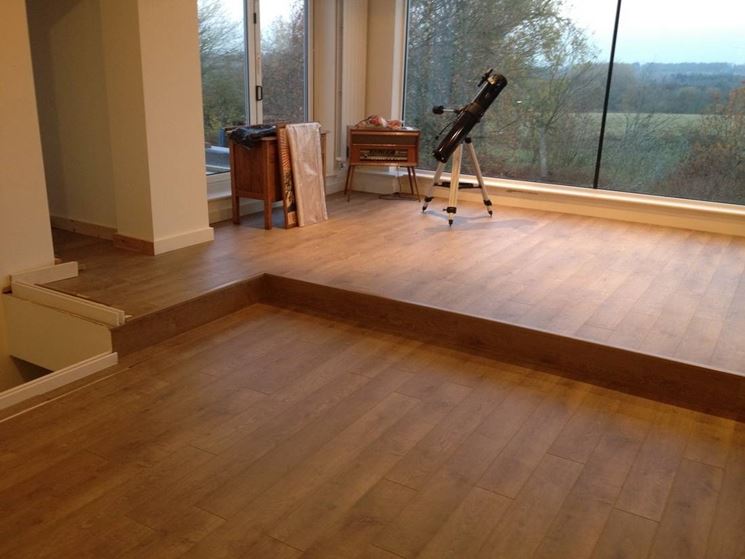 Posa del parquet laminato il parquet come effettuare la posa del ... Cos è il laminato