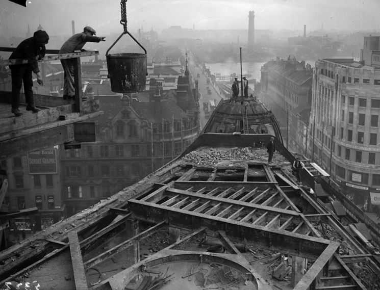 Ricostruzione di antico edificio